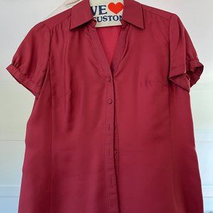 Ann Taylor Cranberry Short Sleeved Silk Blouse Size 8P